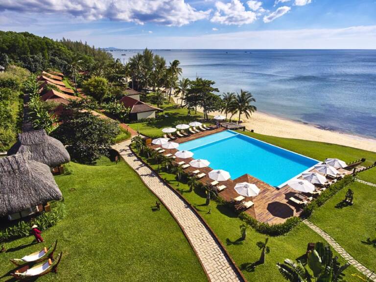Aerial-Pool-Side-View-chensea-resort