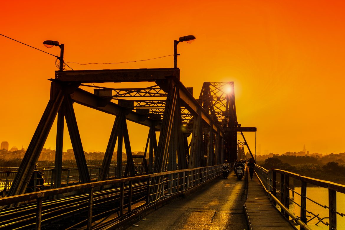 ponte di Long Bien