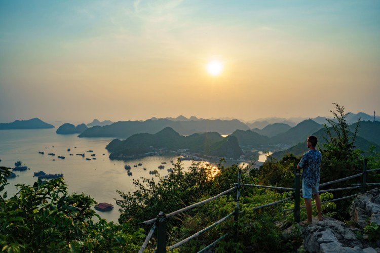 cat ba vietnam, cannon fort cat ba, viaggio a cat ba