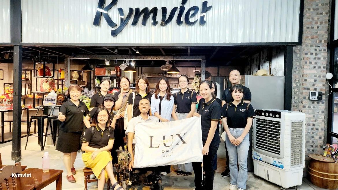 Il team Lux Travel DMC a Kym Viet