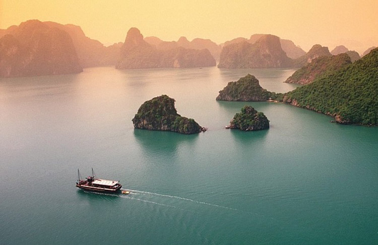 cat ba vietnam weather
