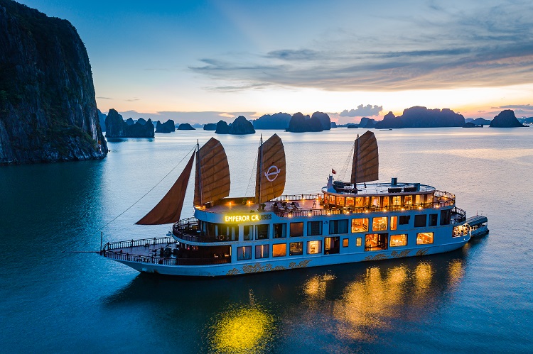 Le migliori crociere per il tuo indimenticabile viaggio in Vietnam, Ninh Binh, da Ninh Binh a Ha Long, consigli di viaggio