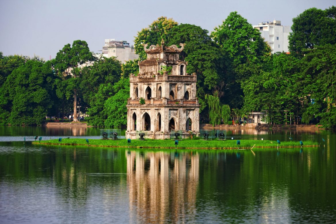 Lago Hoan Kiem: la migliore esperienza di vita notturna in Vietnam, luoghi da visitare ad Hanoi