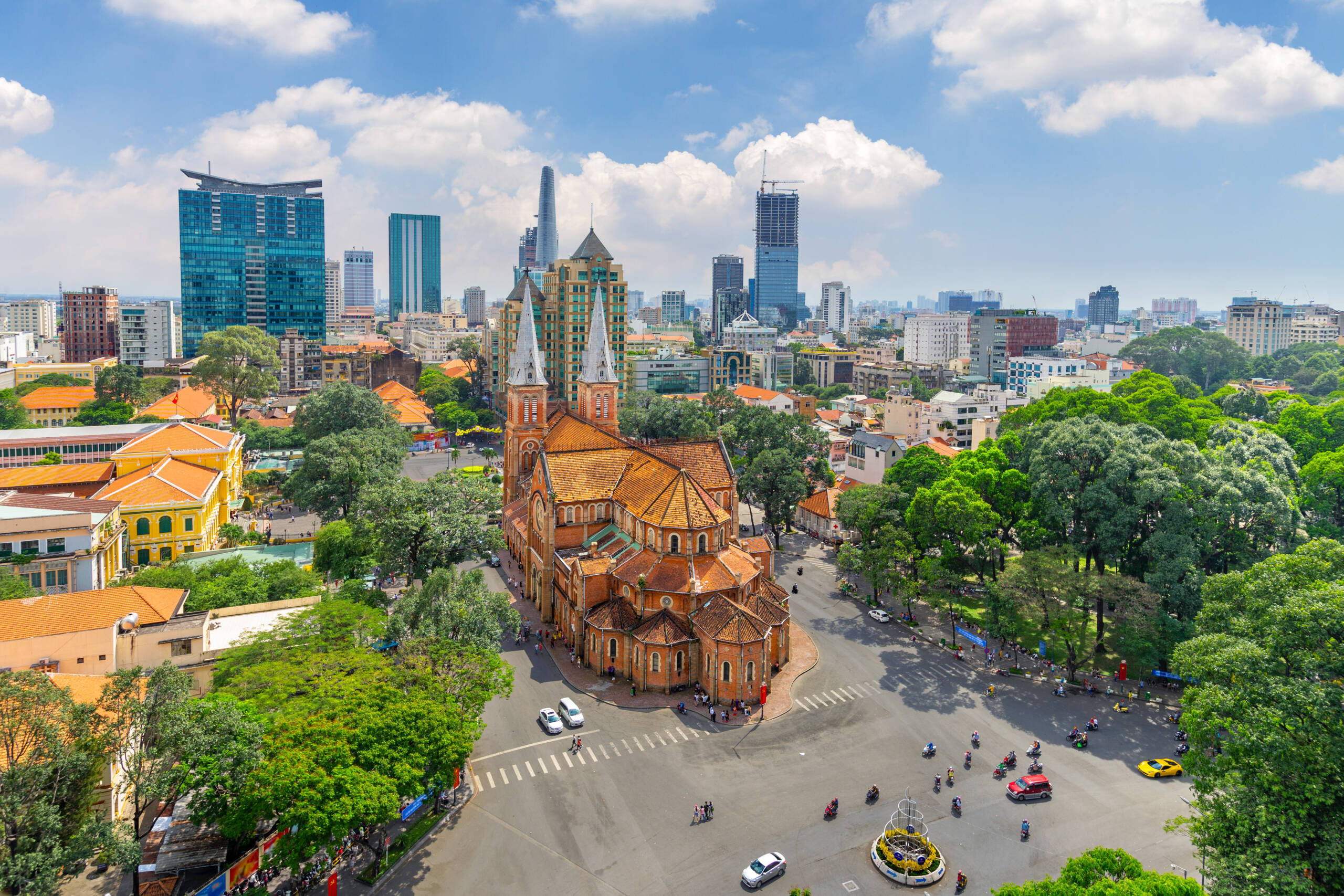 viaggi in Vietnam e Cambogia - Aerial view of Notre-Dame Cathedral Basilica of Saigon