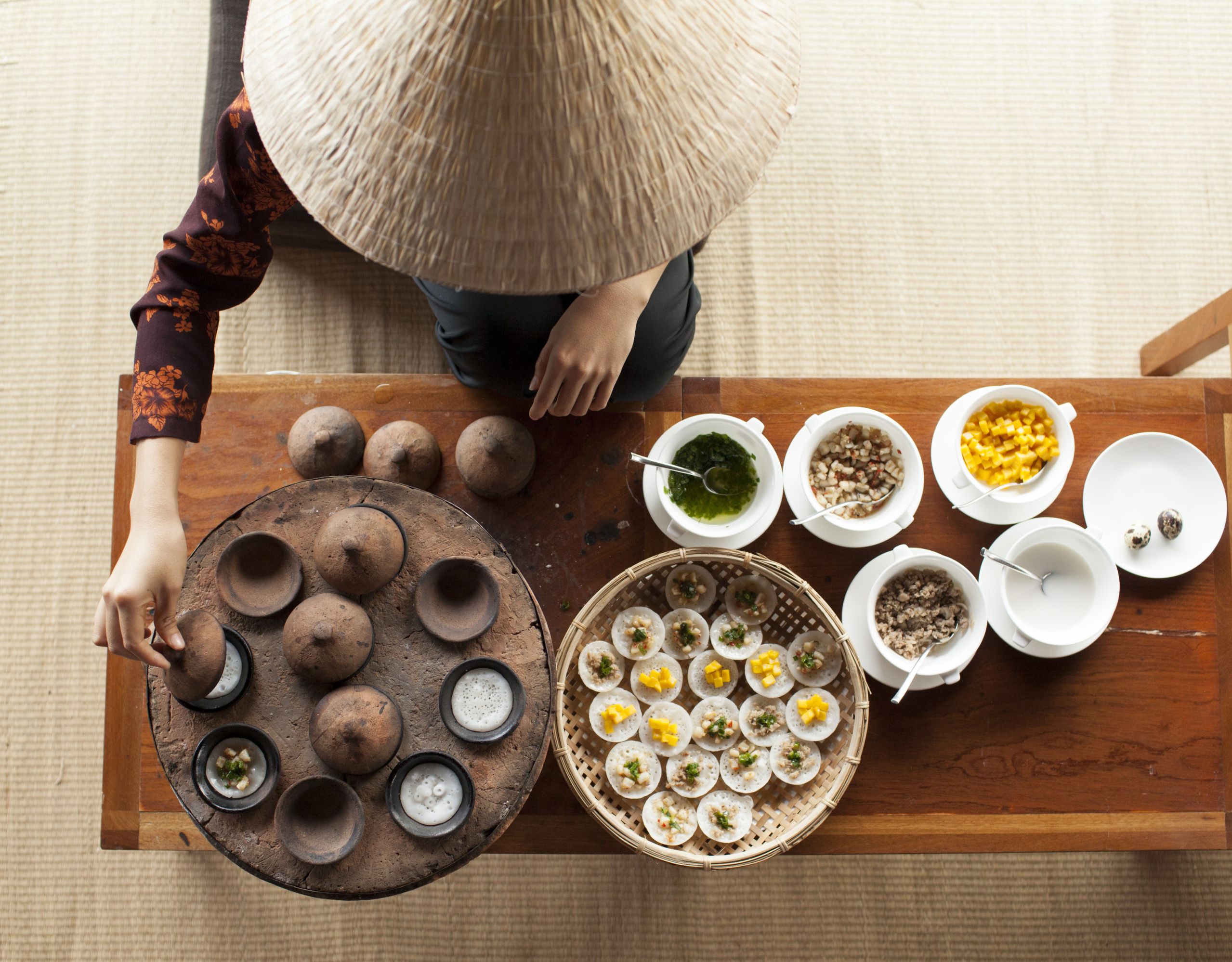 tour vietnam 10 giorni Hue come porta d'accesso alla memoria culinaria del Vietnam