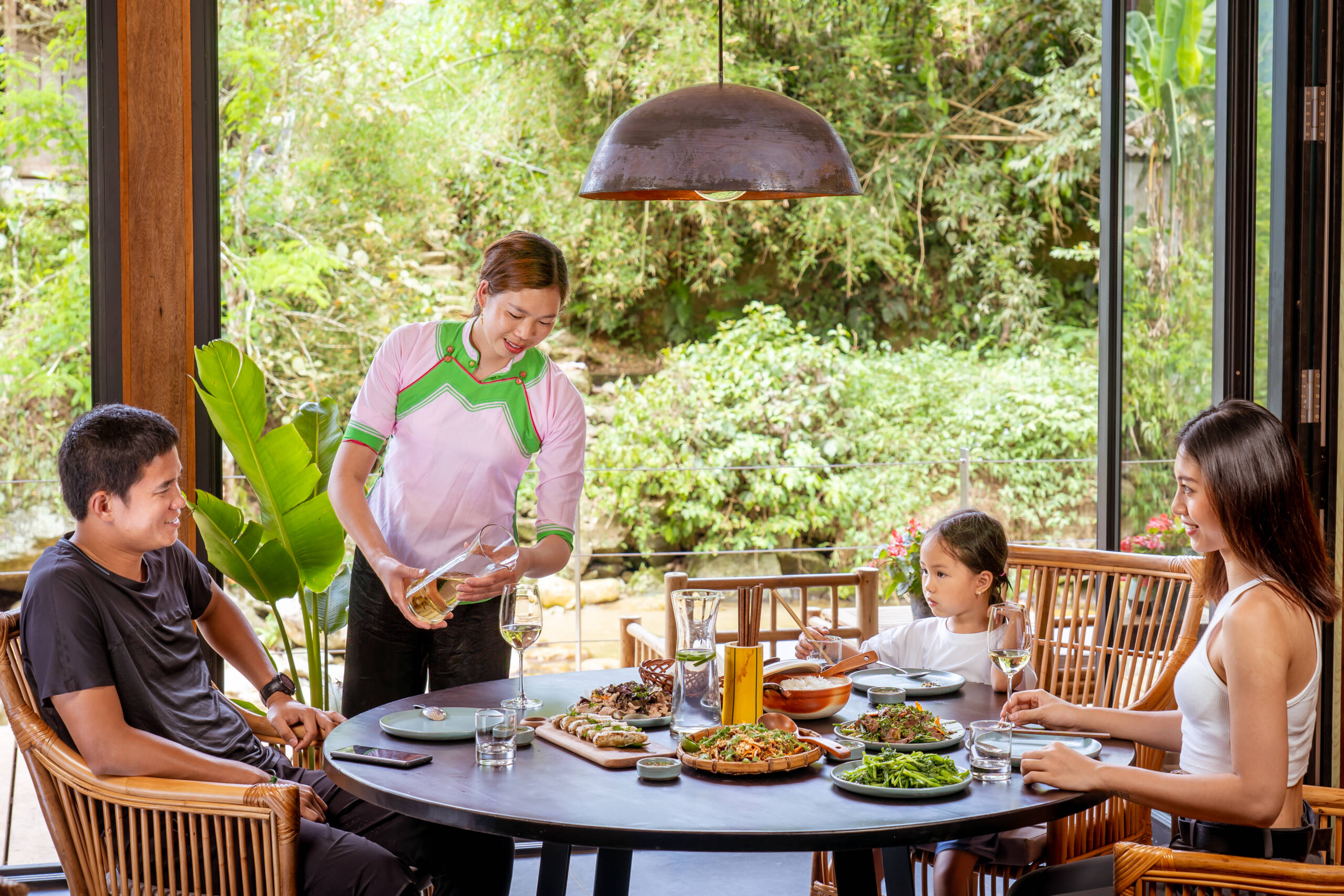 tour vietnam 10 giorni Come vivere il patrimonio culinario di Hue durante un tour Vietnam 10 giorni
