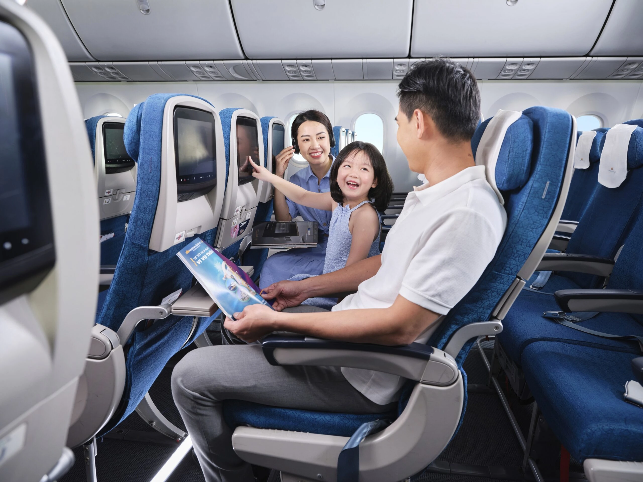 Scegliere la compagnia aerea e la classe di servizio giuste rende il pacchetto viaggio Vietnam più confortevole e adatto alle esigenze di ogni viaggiatore.