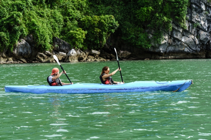 HANOI – BAIA DI HALONG [Guida/Co/P/C]