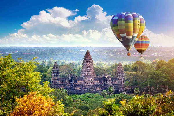 Phnom Penh e Siem Reap – due mondi in solo regno nei 4 giorni